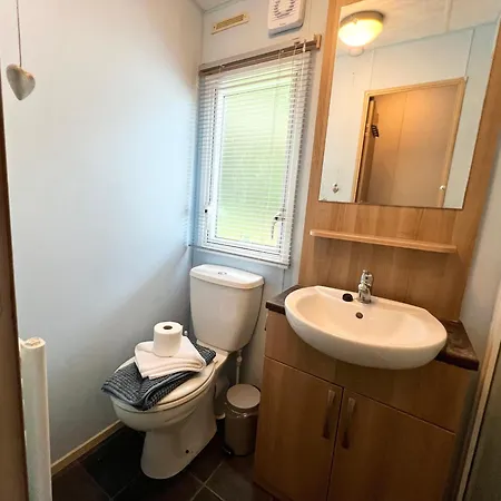 Holiday home 2 Bedroom Caravan Nv13, Lower Hyde, Shanklin, Isle Of Wight *