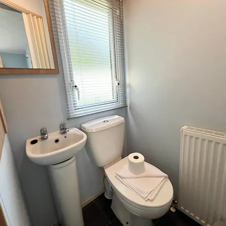 Holiday home 2 Bedroom Caravan Nv13, Lower Hyde, Shanklin, Isle Of Wight Shanklin