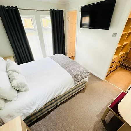 3 Bedroom Sg2, Lower Hyde, Isle Of Wight Shanklin
