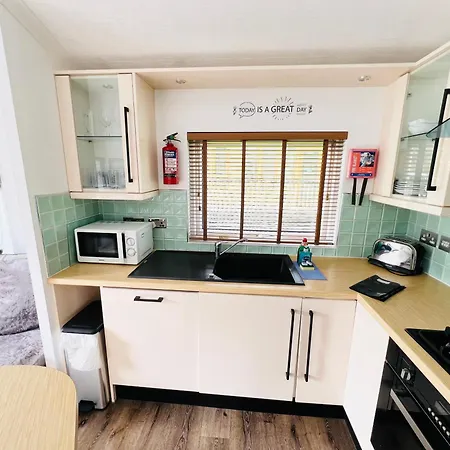 3 Bedroom Sg2, Lower Hyde, Isle Of Wight Holiday home