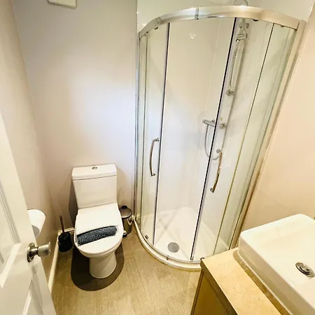 3 Bedroom Sg2, Lower Hyde, Isle Of Wight Shanklin