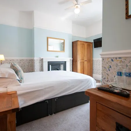 Guest house Westbury 4*