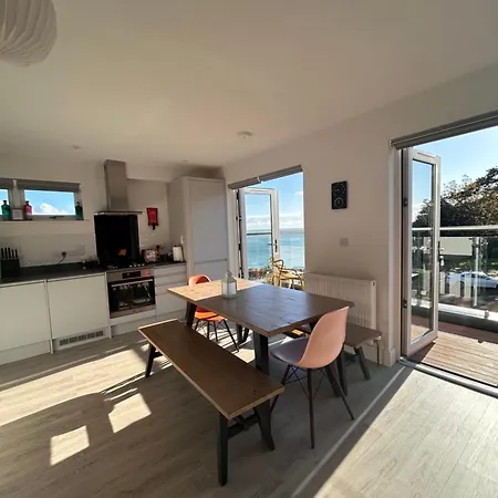 The Retreat Apartment