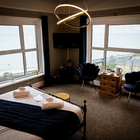 Hotel Channel View