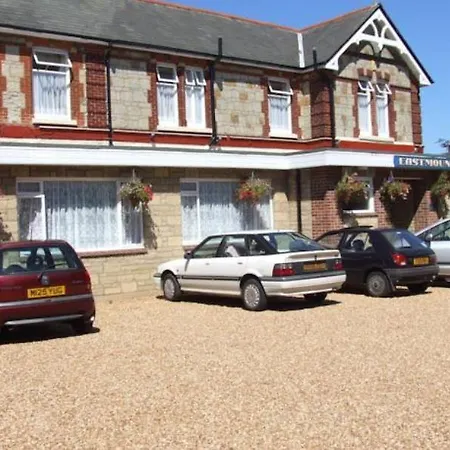 Eastmount Hall