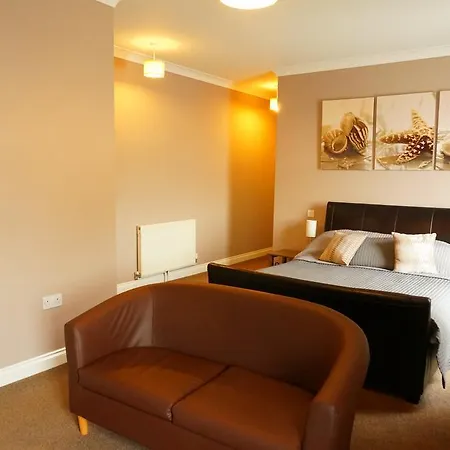 Shoreside Hotel