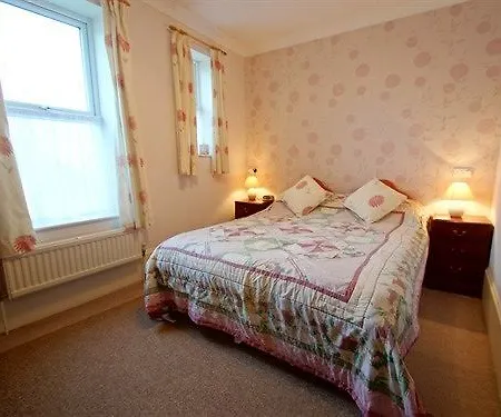 Heatherleigh Flat Bed & Breakfast Shanklin