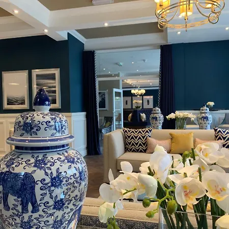 Hotel Auckland House 5*