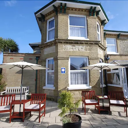 Westbury 4* Shanklin