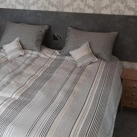 Brooke House Guest house 4*