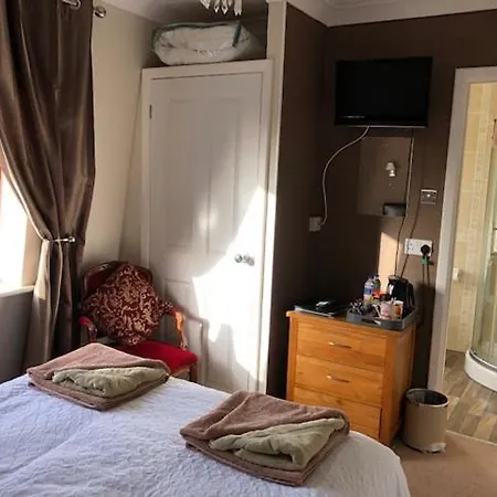 Bedford 4*