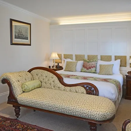 Haven Hall Hotel 5*